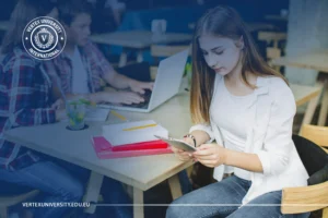 مزايا الحياة الجامعية الرقمية-جامعة فيرتكس