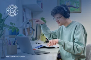 الحياة الجامعية في جامعة فيرتكس: تجربة تعليمية مرنة وتفاعلية