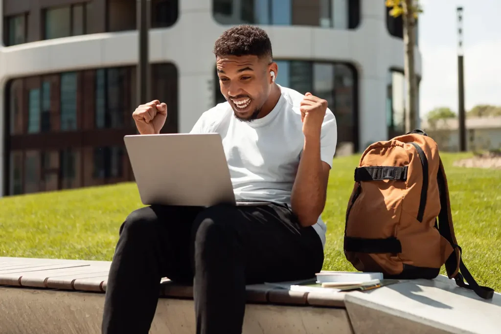 vertex University scholarships