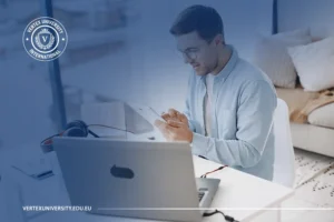 المحاضرة التفاعلية المباشرة في جامعة فيرتكس الدولية | كيف تتحول المحاضرة إلى خبرة عملية وتجربة لا ينساها الطالب؟